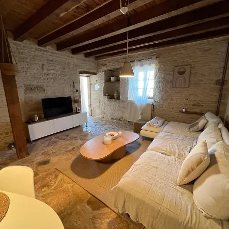בית נופש Maison Alba Campagne Design Avec Piscine Privee *