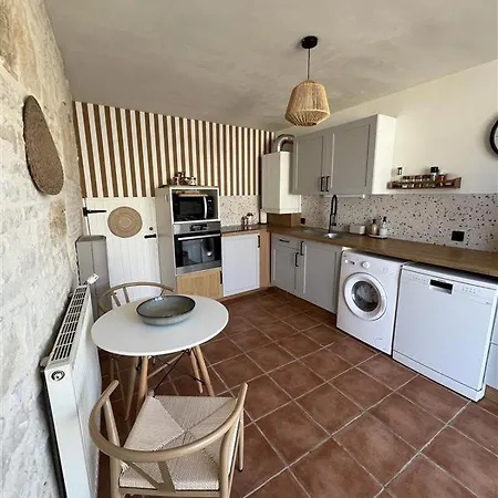 Hébergement de vacances Maison Alba Campagne Design Avec Piscine Privée *